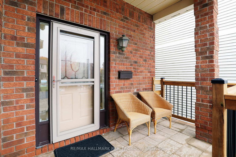 6 Robina Ave, Ottawa, K2H 9R3 | Image 2