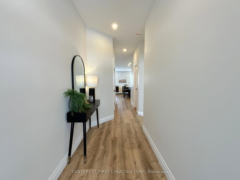 56 POSTMA Cres, North Middlesex, N0M 1A0 | Image 3