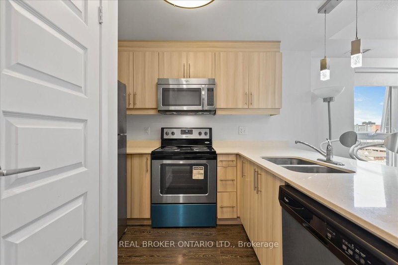 1105 - 158 King St N, Waterloo, N2J 2Y2 | Image 3