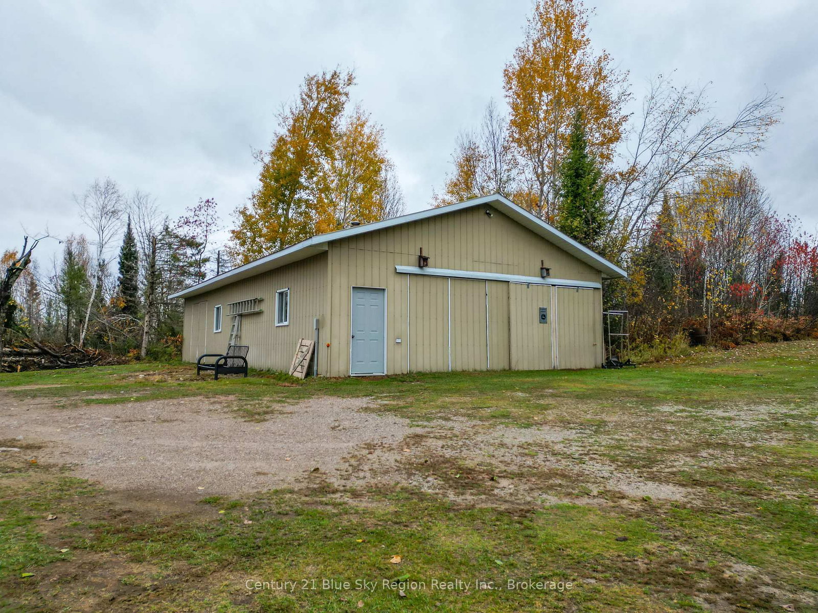 Listing Image 7
