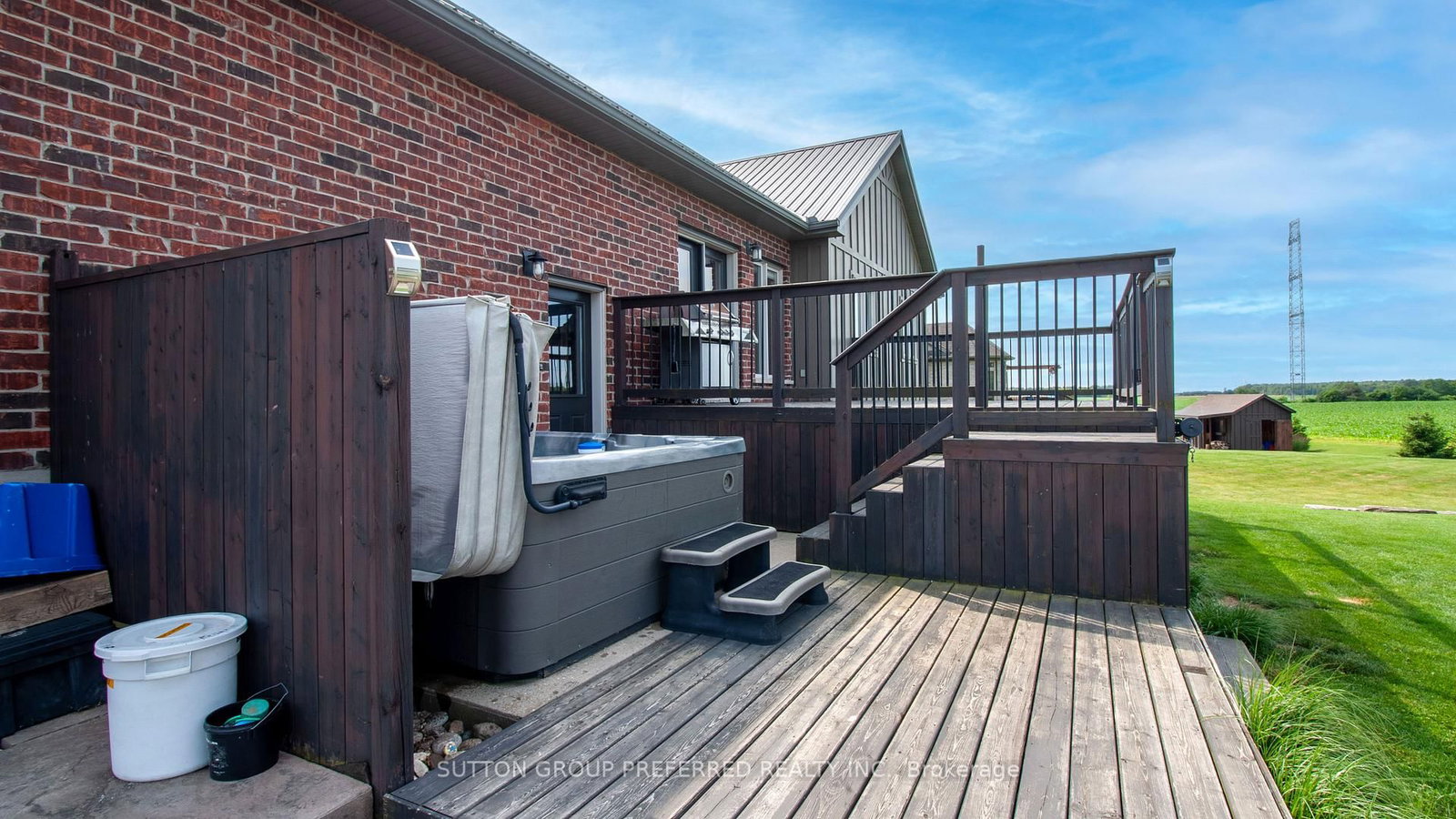 Listing Image 7