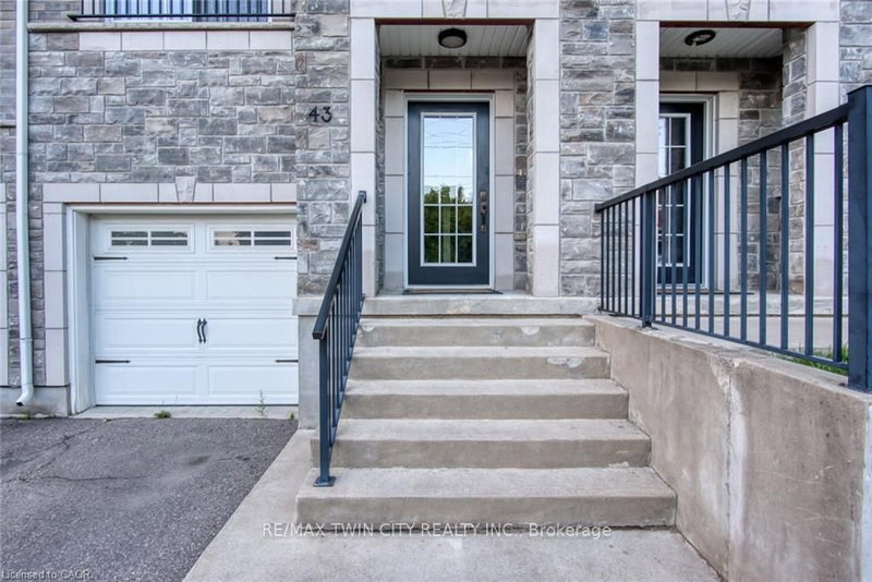 43 Woolwich St, Kitchener, N2K 1S2 | Image 3