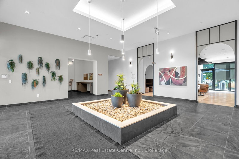 101 - 525 New Dundee Rd, Kitchener, N2P 0K8 | Image 3