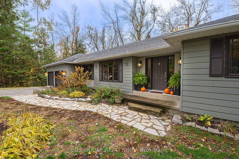 102 Edwina Dr, Trent Lakes, K0M 1A0 | Image 3