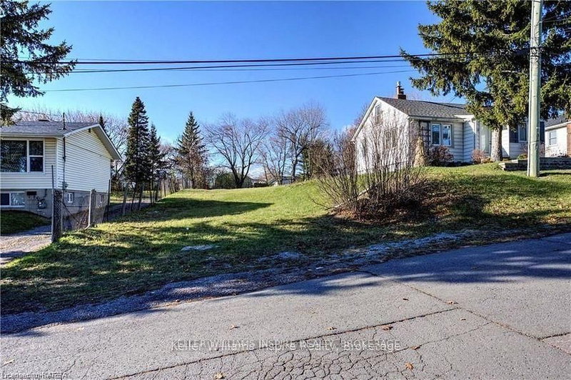 20 SHAW St, Kingston, K7K 4Y4 | Image 2