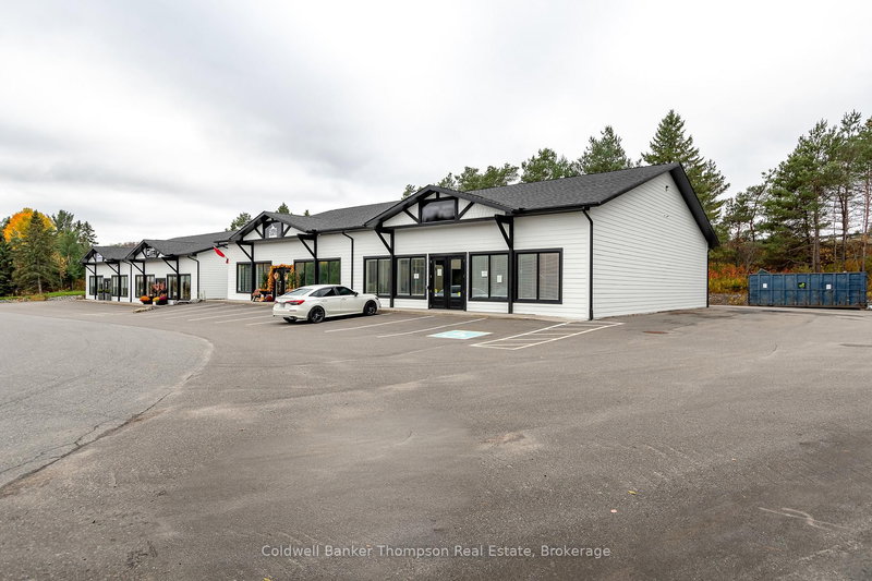 2 - 17 Northland Lane, Huntsville, P1H 1M4 | Image 2