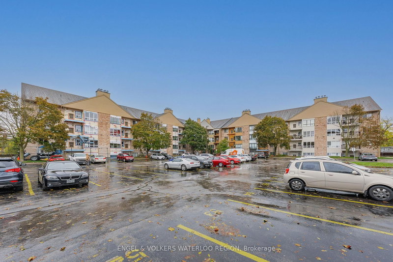 406 - 15 Hofstetter Ave, Kitchener, N2A 3Z7 | Image 2