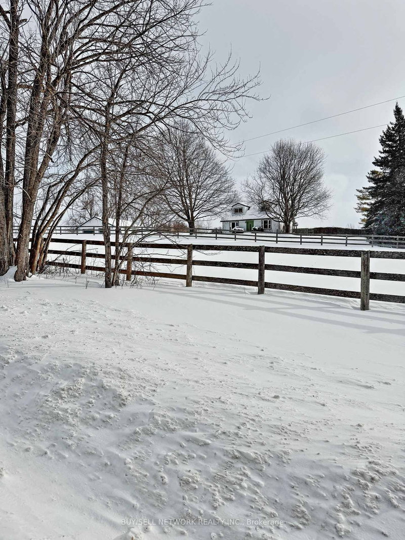 947 Division Rd, Otonabee-South Monaghan, K0L 2H0 | Image 2