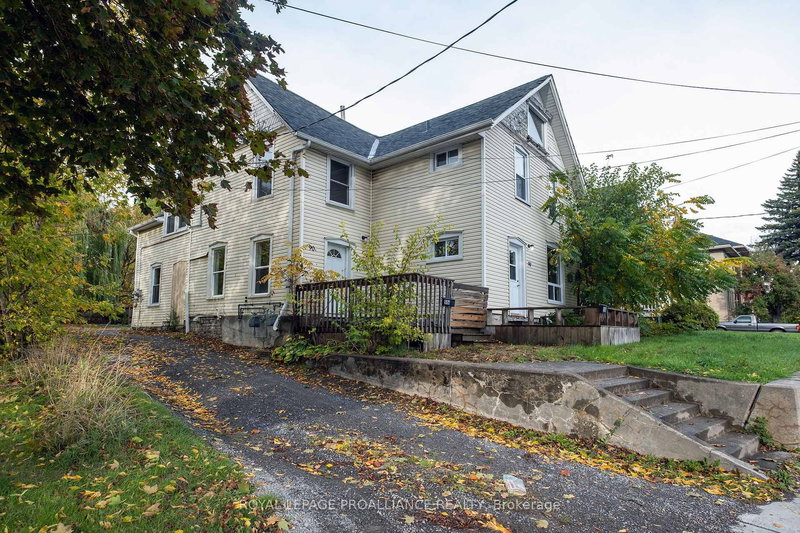 home for sale on 90 Dundas Street E