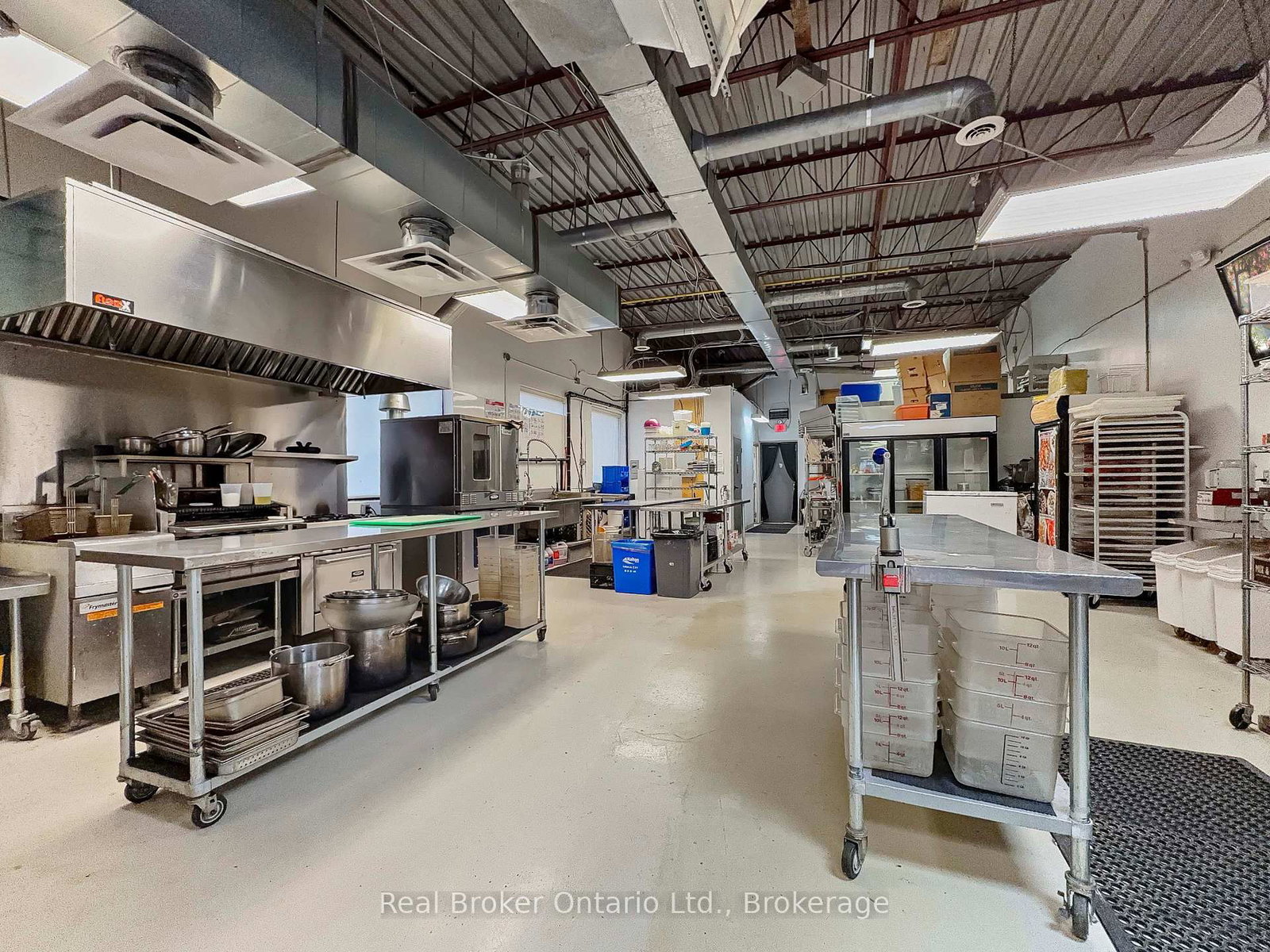 291 Woodlawn Road W - Photo 3