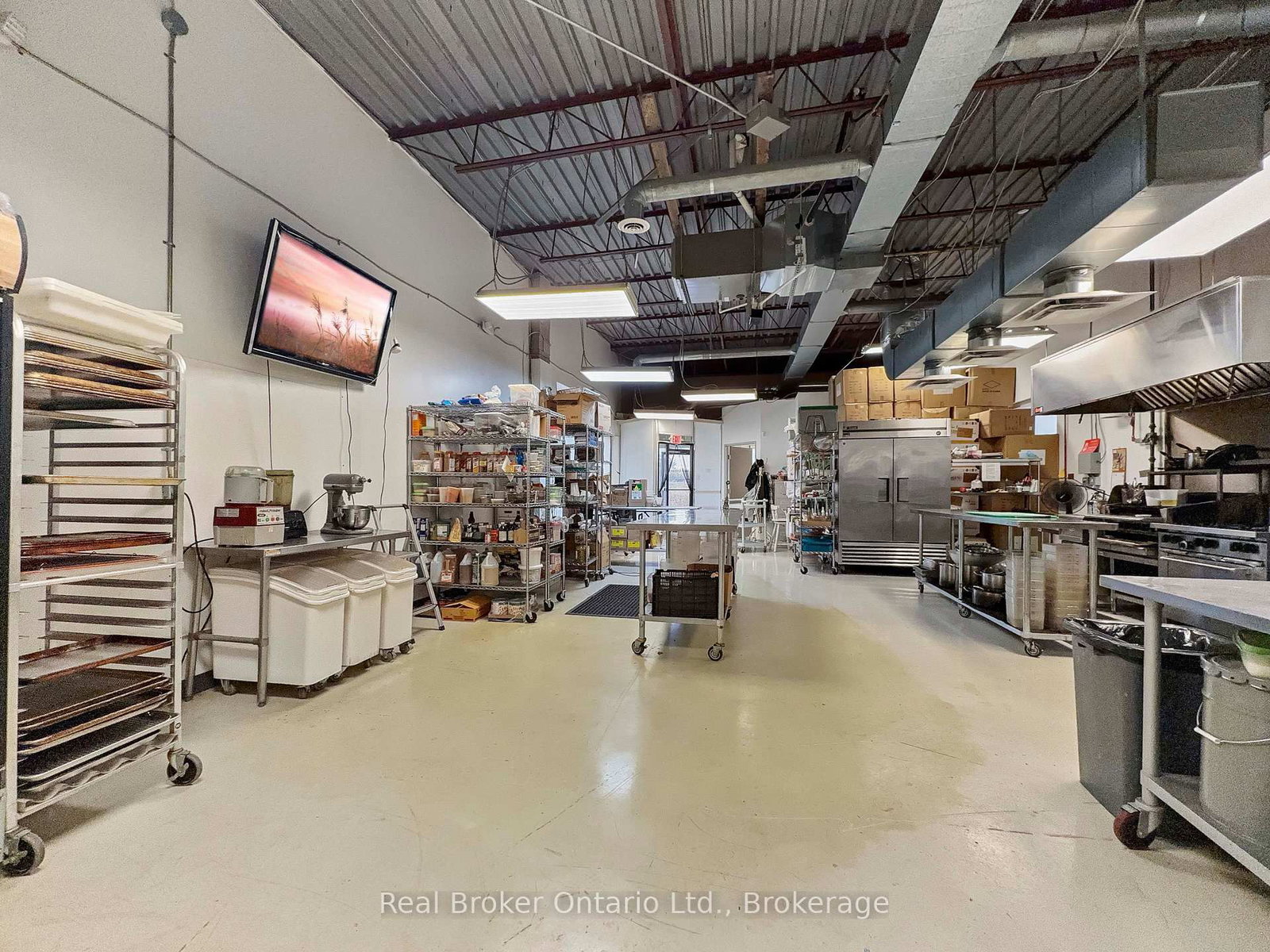 291 Woodlawn Road W - Photo 8