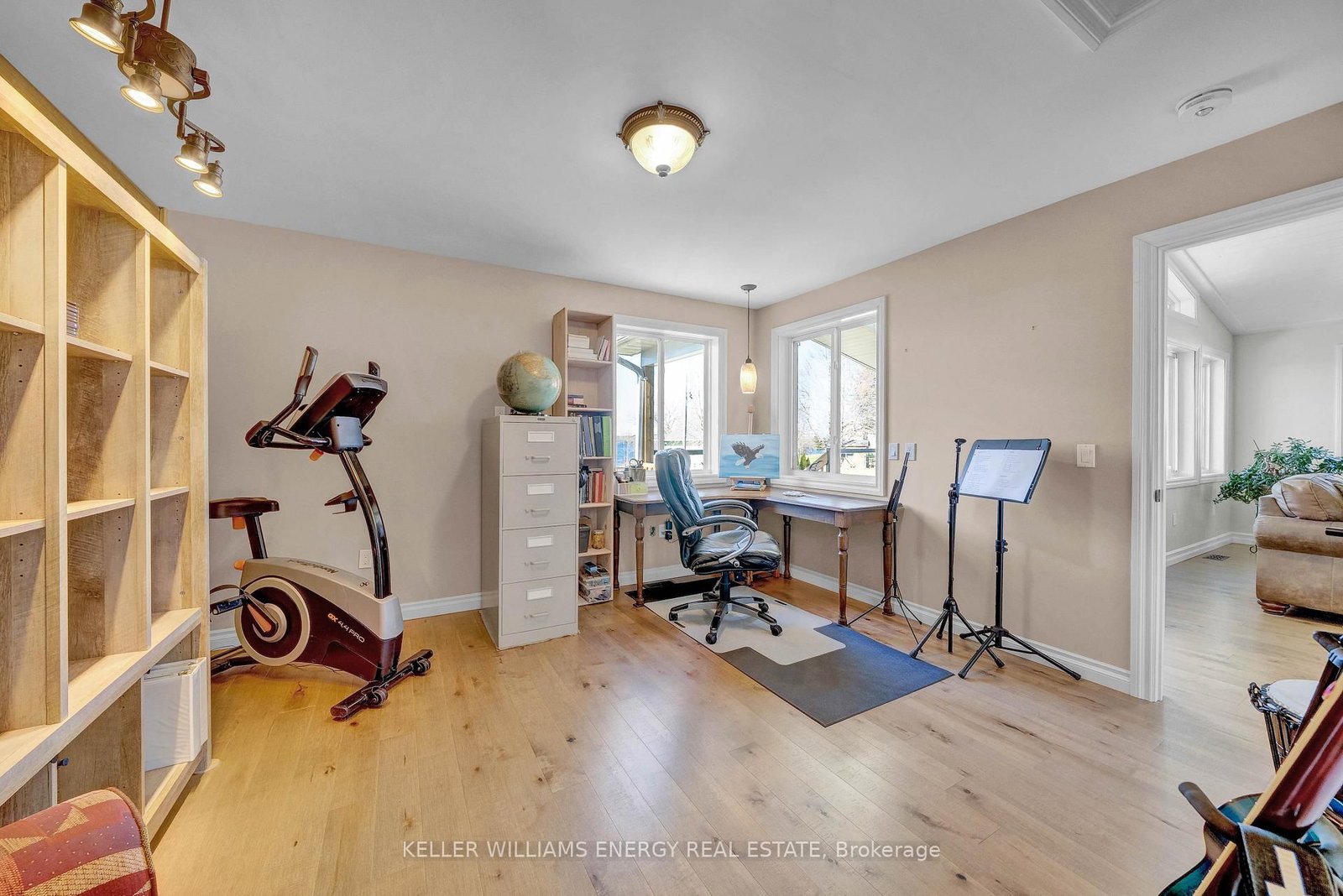 Listing Image 20