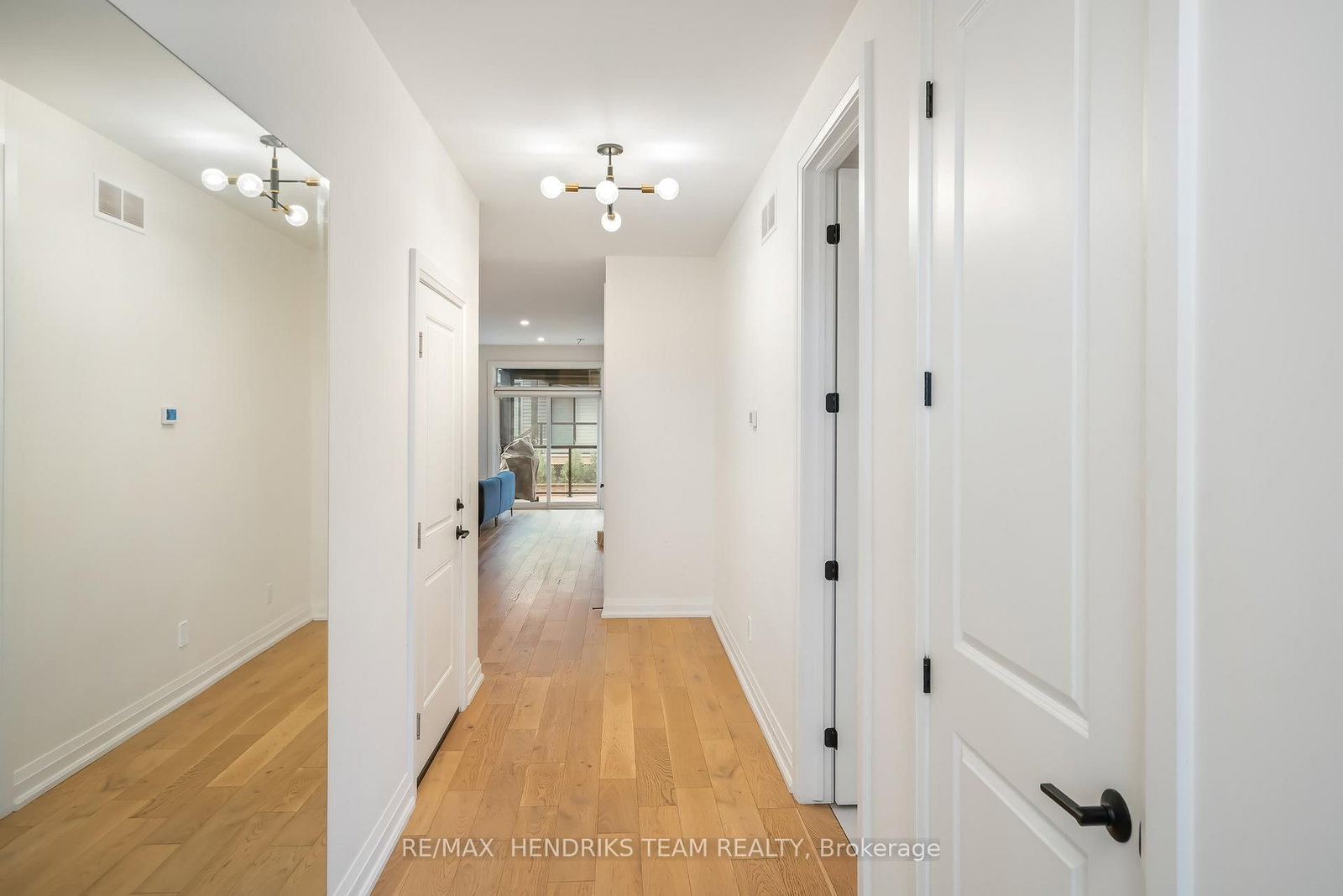 8974 Willoughby Drive, Unit 36 - Photo 5