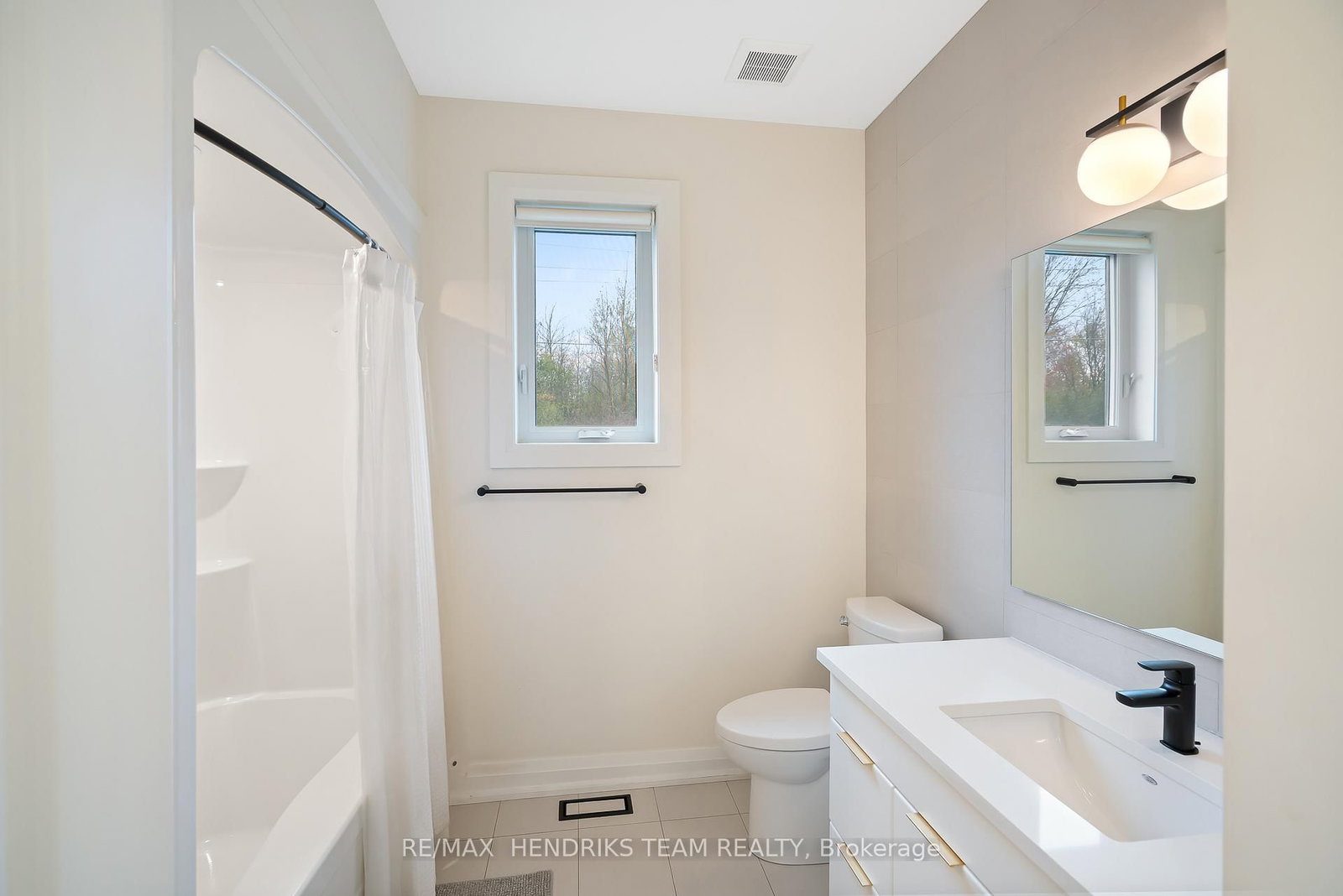 8974 Willoughby Drive, Unit 36 - Photo 7