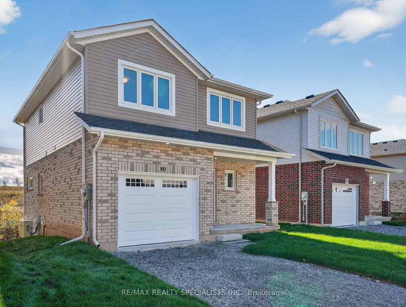 80 Willson Dr, Thorold, L2V 0G7 | Image 2
