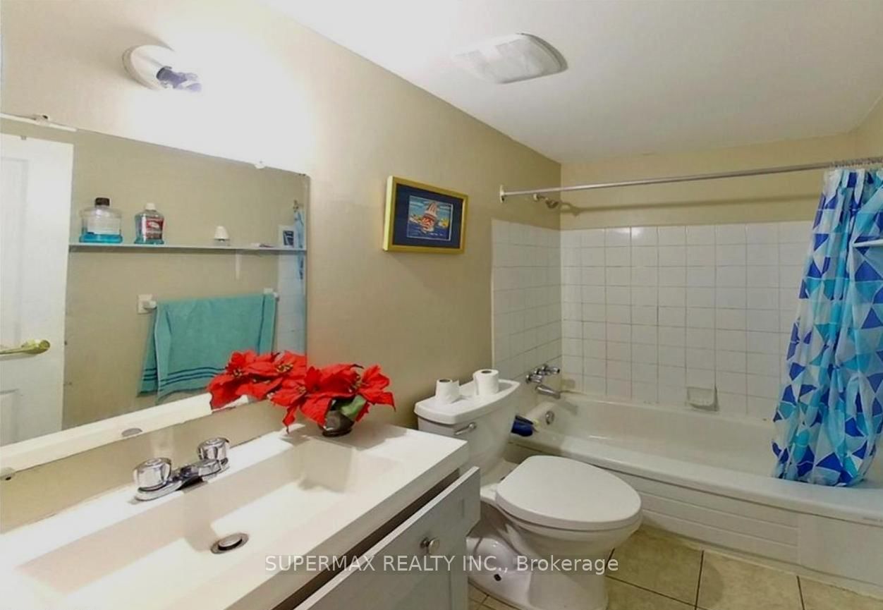 Townhouse for sale at 15-470 Second Street, London East, Ontario, N5V 3X3 - East H - MLS: X12482686