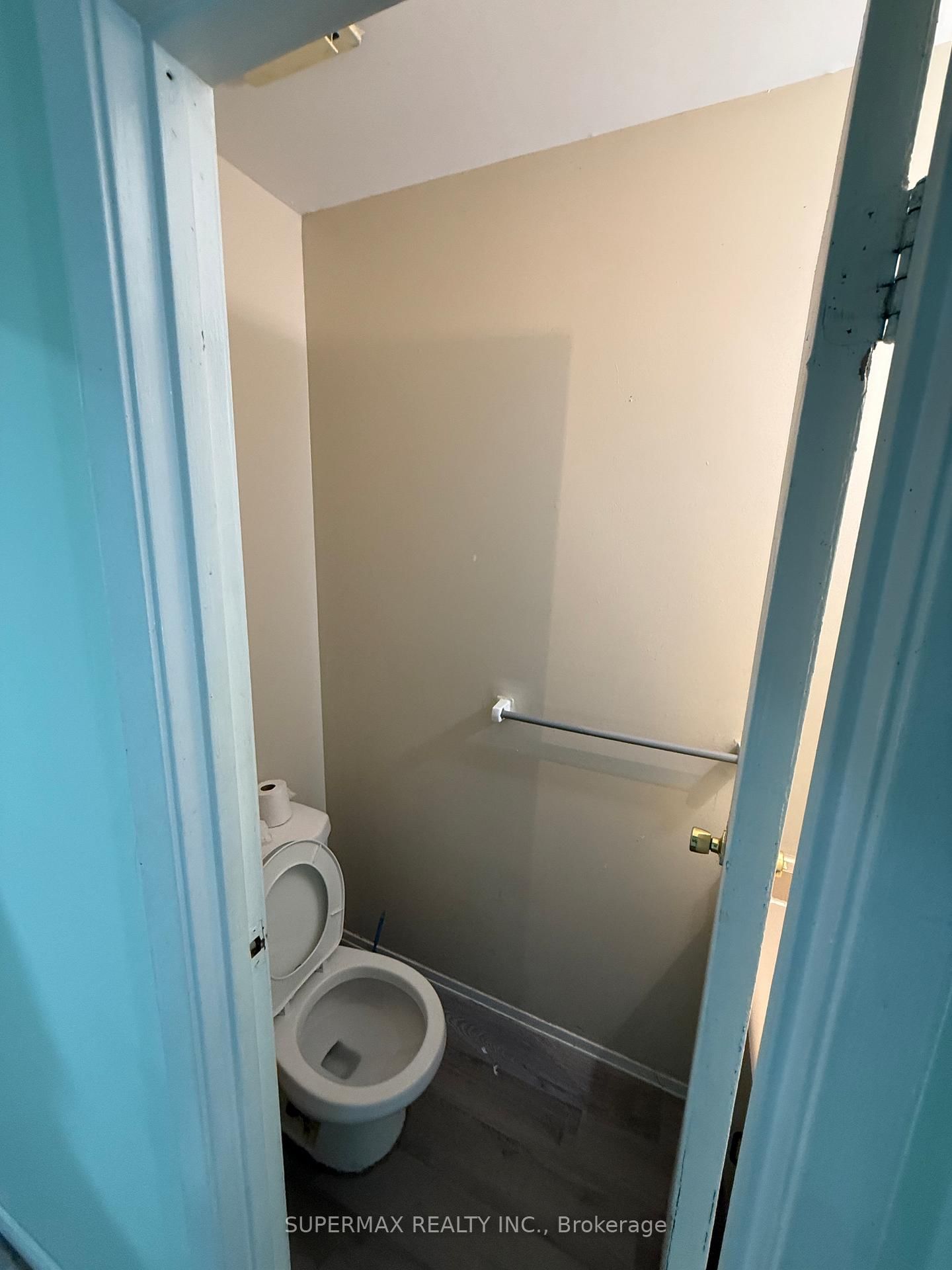 Townhouse for sale at 15-470 Second Street, London East, Ontario, N5V 3X3 - East H - MLS: X12482686