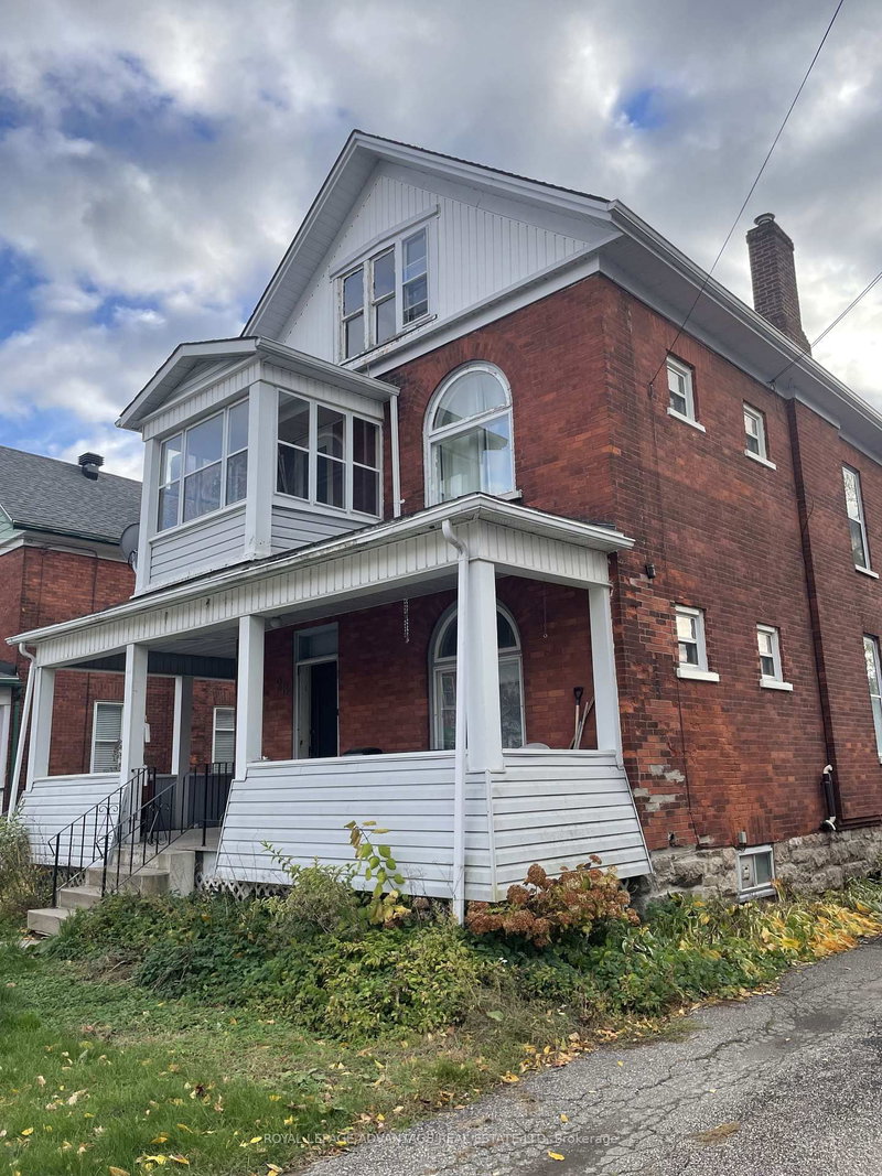 28 MCEWEN Ave, Smiths Falls, K7A 2K4 | Image 2