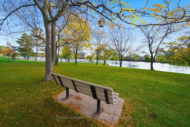 1402 - 330 PRINCE CHARLES Drive