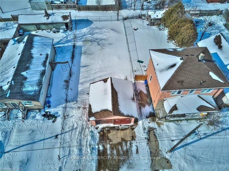 4129 Dyson Ave, Niagara Falls, L2E 3L6 | Image 2