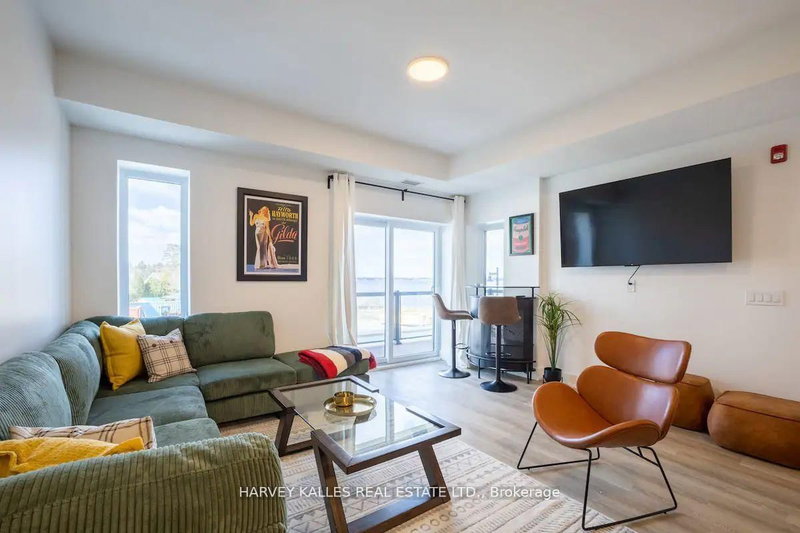 home for lease on 205-19B West Street