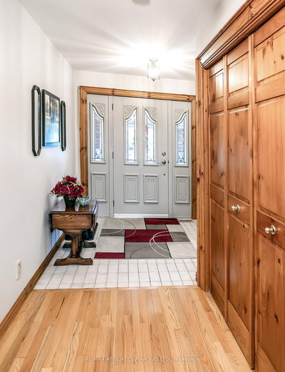 28 Fairholme Drive — photo 5