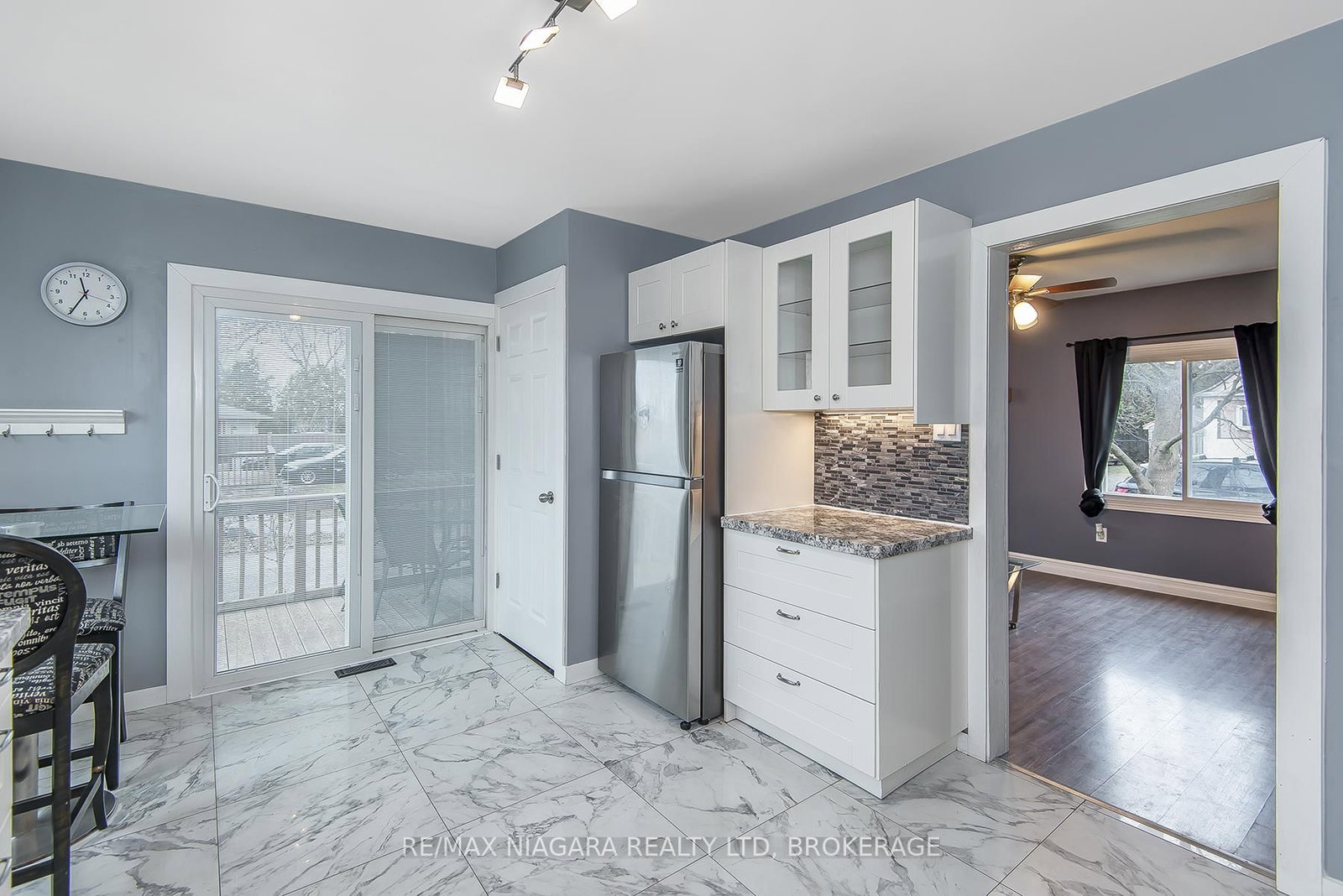 Detached House for sale at 92 HODGKINS Avenue, Thorold, Ontario, L2V 1M1 - Rolling Meadows - MLS: X12484532