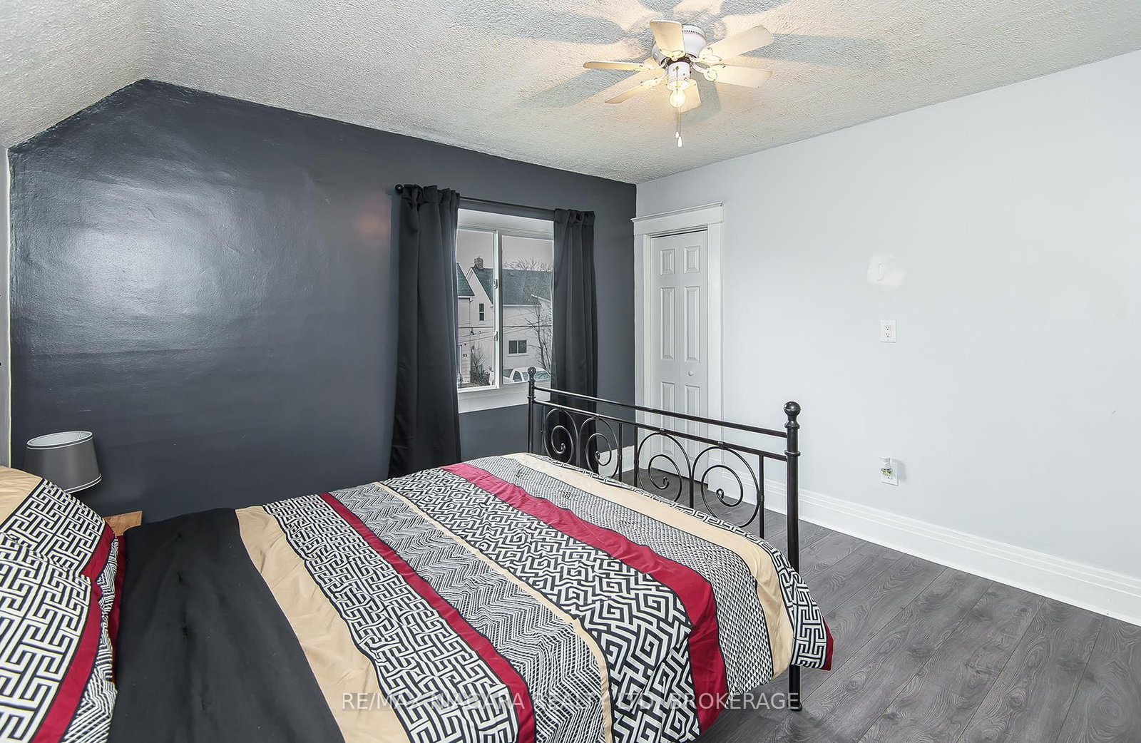 Detached House for sale at 92 HODGKINS Avenue, Thorold, Ontario, L2V 1M1 - Rolling Meadows - MLS: X12484532