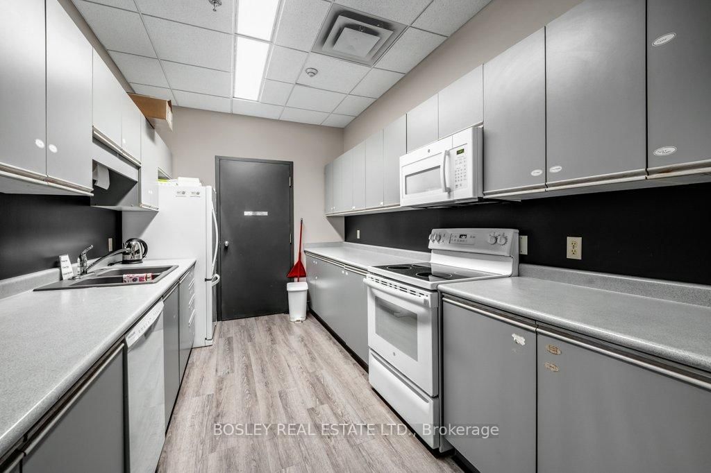 190 Hespeler Road, Unit 1401 - Photo 27