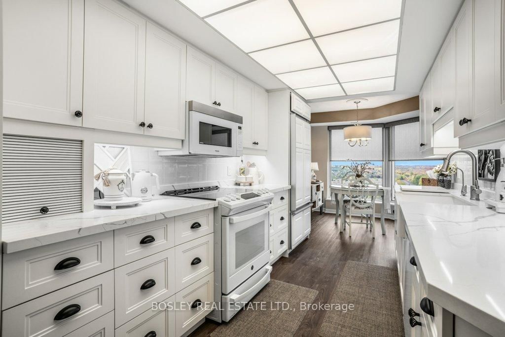 190 Hespeler Road, Unit 1401 - Photo 7