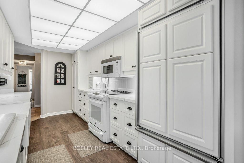 190 Hespeler Road, Unit 1401 - Photo 9