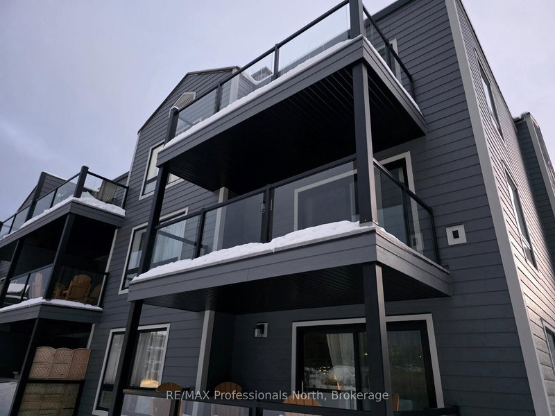 54-207 - 1235 Deerhurst Dr, Huntsville, P1H 2E8 | Image 2