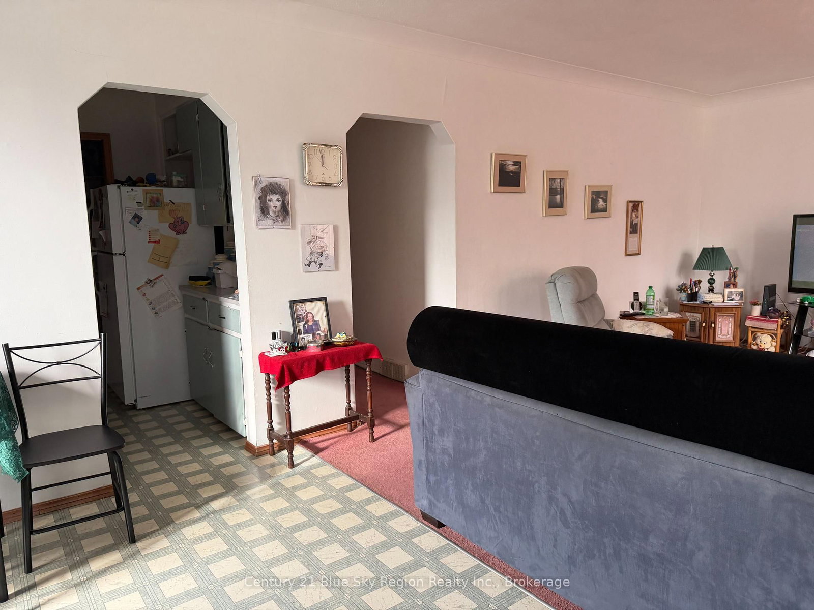Listing Image 7