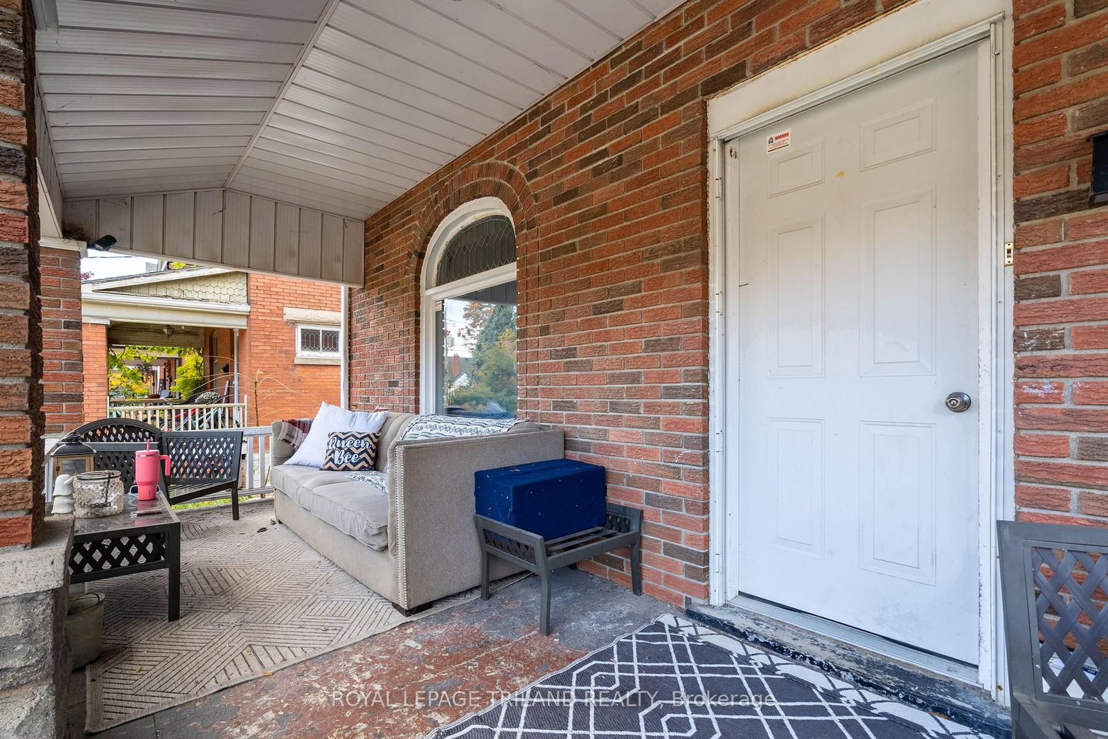 Listing Image 5