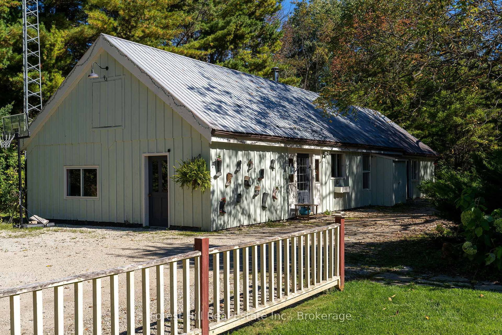 Listing Image 7