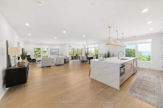 409 - 17 Cleave Avenue