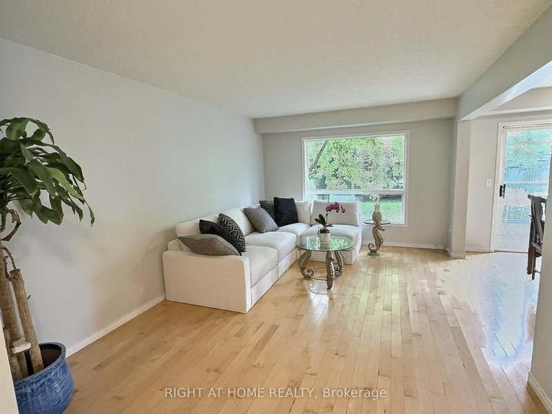 385 Havendale Cres, Waterloo, N2T 2T4 | Image 3