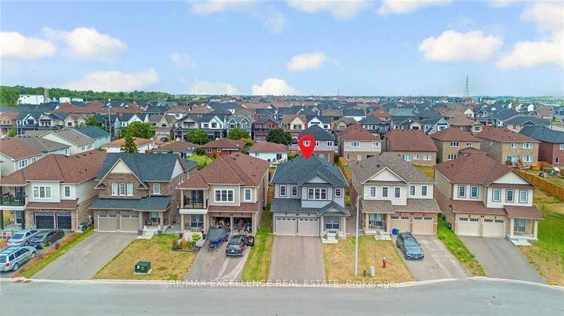 44 Cottonwood Cres, Welland, L3B 0J4 | Image 2