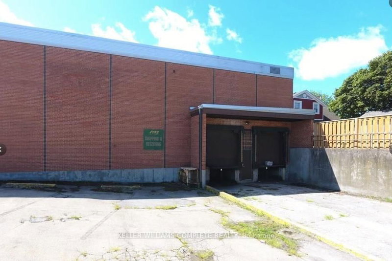 33 Gilmore Rd, Fort Erie, L2A 2L9 | Image 2