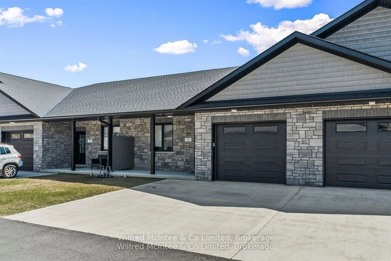 5 - 5 Palmer Marie Lane, Arran-Elderslie, N0G 1L0 | Image 2