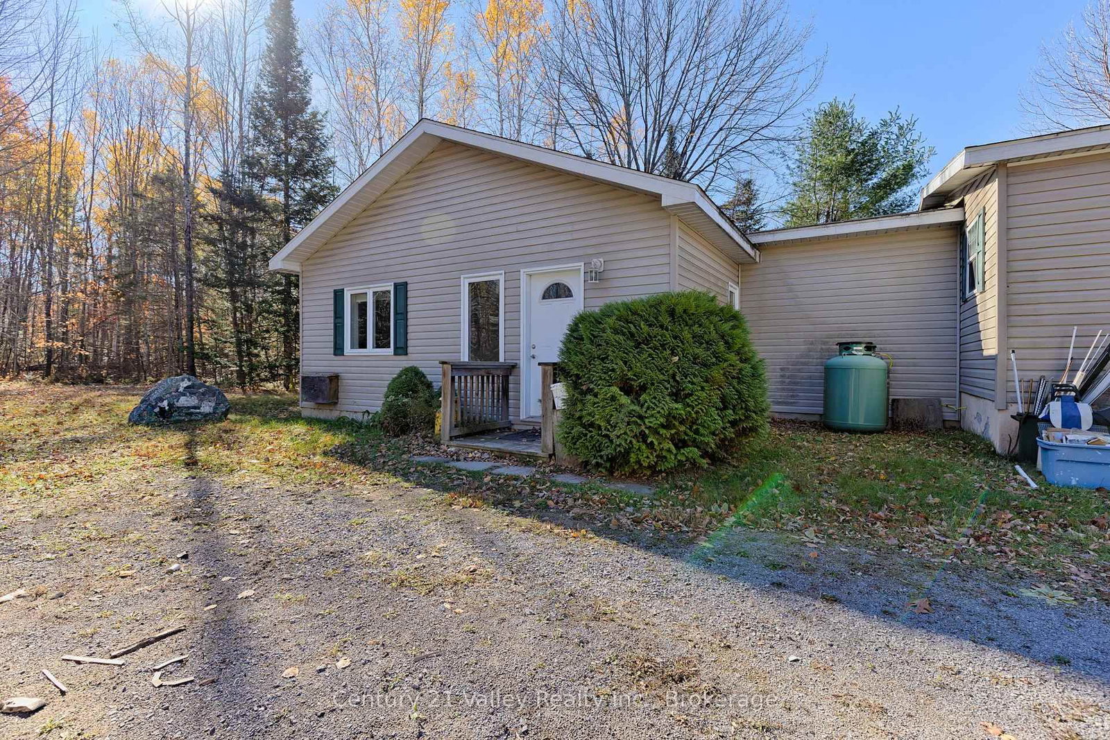 Listing Image 3