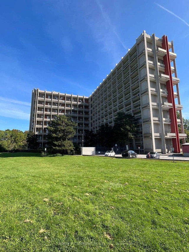 723 - 350 Quigley Road