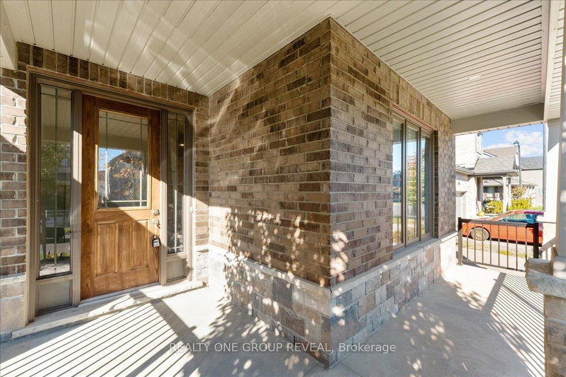 1054 Rippingale Tr, Peterborough, K9H 0J8 | Image 3