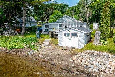 221 Paudash Street • Hiawatha First Nation, ON photo 2