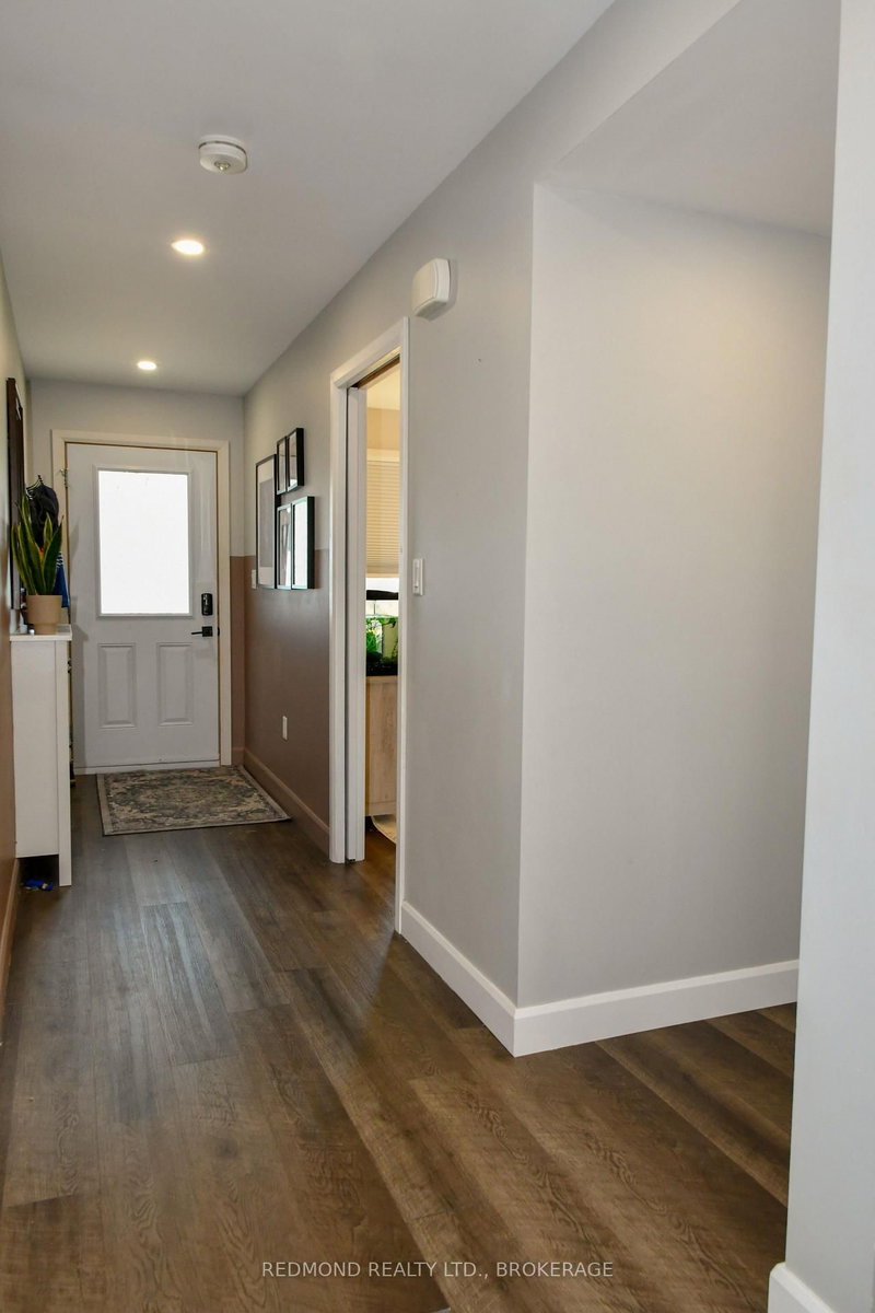 835 Queen St, Gananoque, K7G 2B5 | Image 3