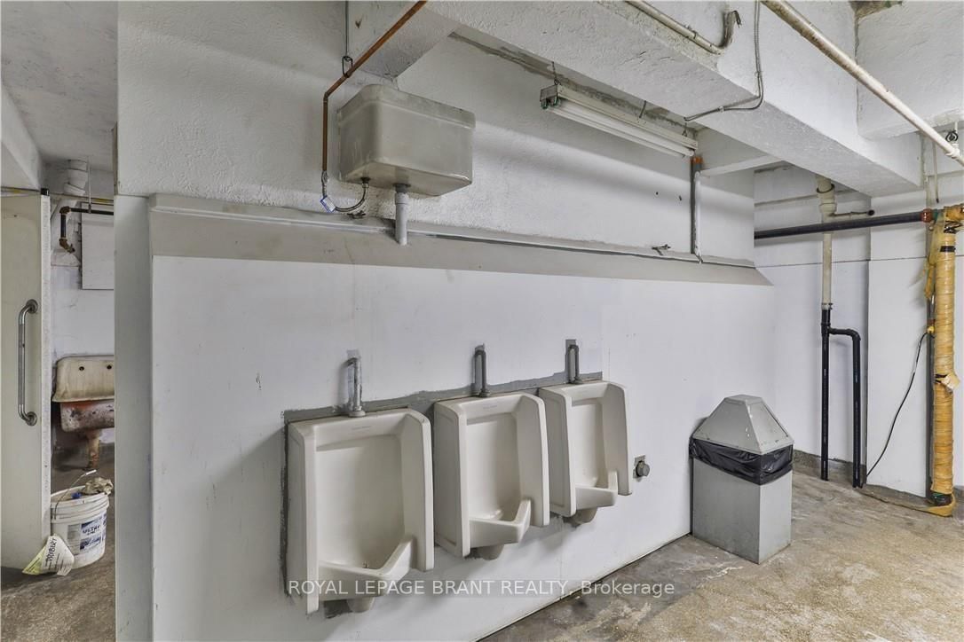 148 Mohawk Street, Unit A - Photo 27