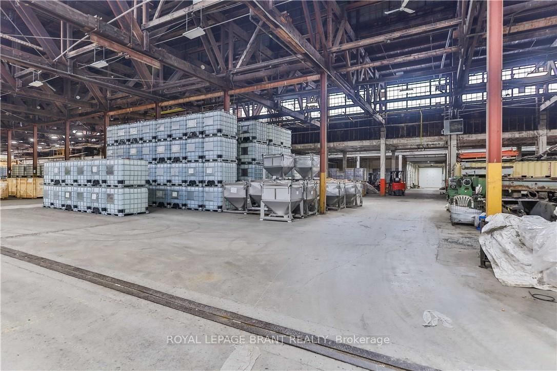 148 Mohawk Street, Unit A - Photo 31