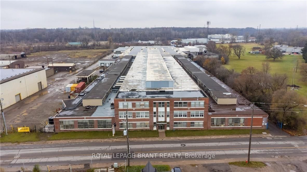 148 Mohawk Street, Unit B