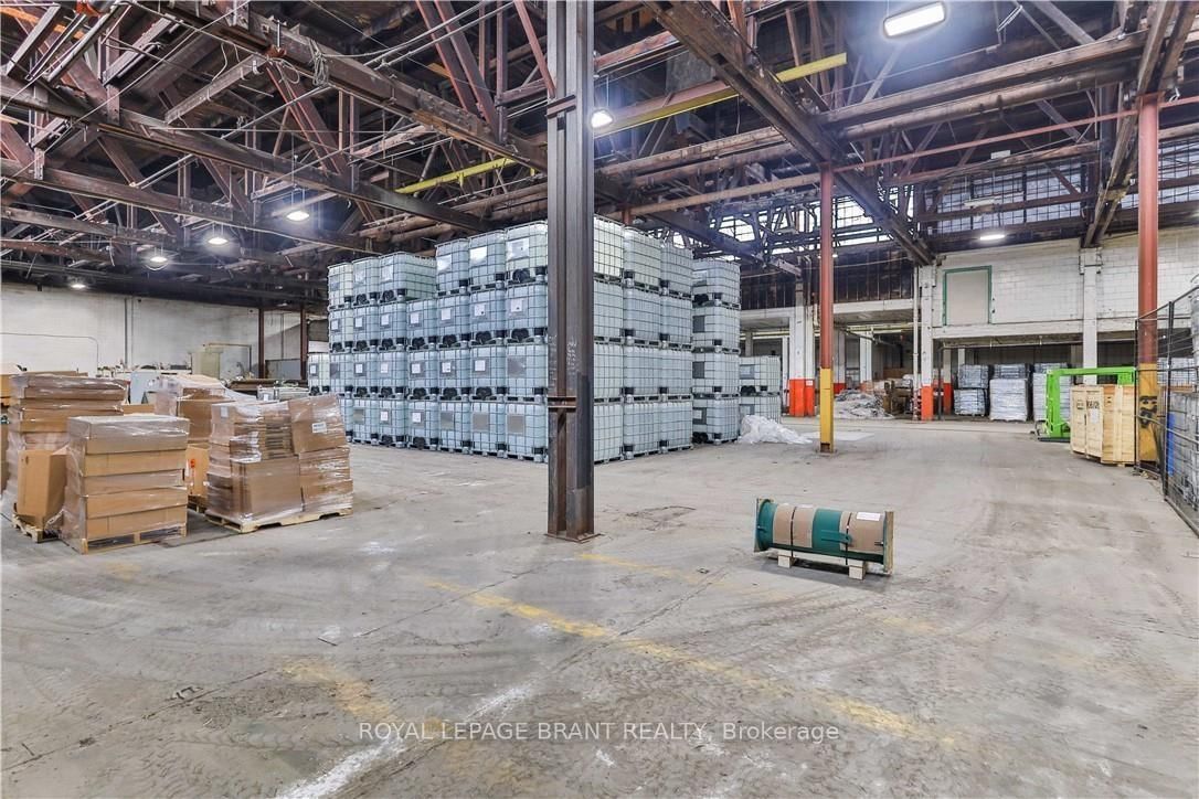 148 Mohawk Street, Unit B - Photo 29