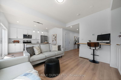 36 Campbell Crescent, Prince Edward County, Ontario image-0-4